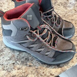 Women’s  Hiking Shoes